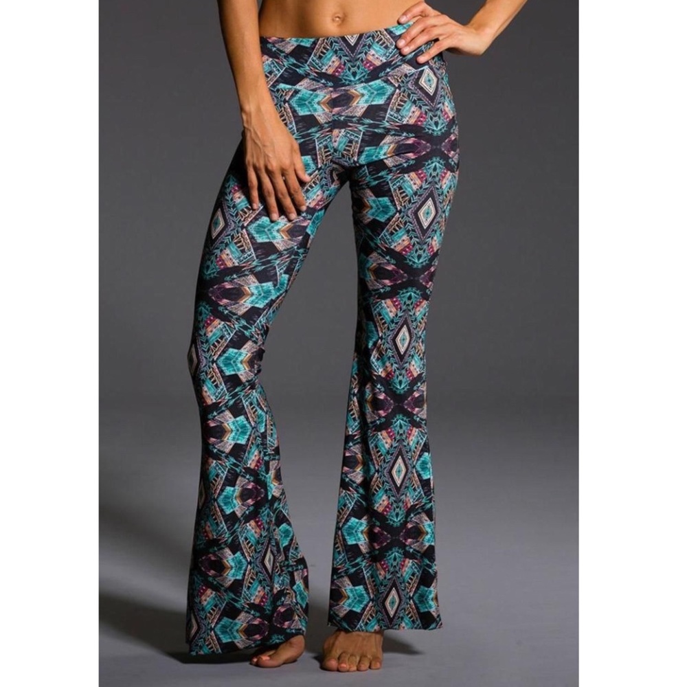 Onzie Bell Pants size s/m